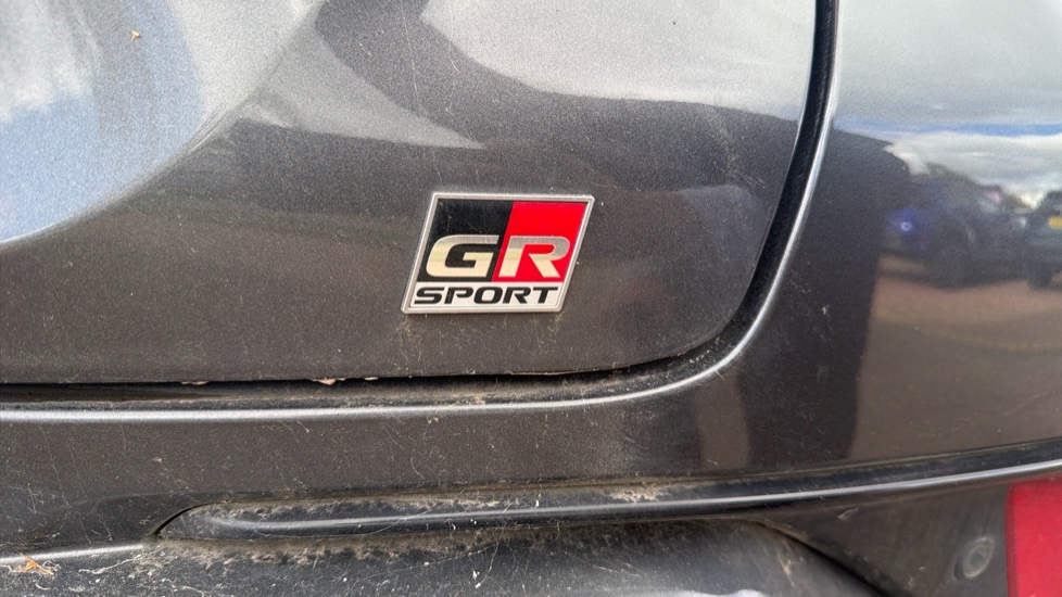 Toyota C-HR 1.8 Hybrid GR Sport 5dr CVT Hybrid Hatchback - Image 56