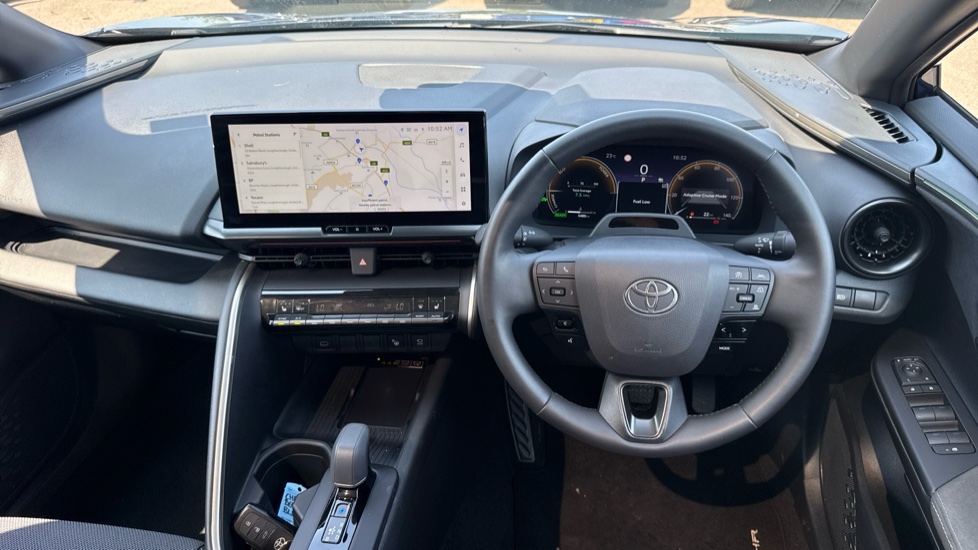 Toyota C-HR 1.8 Hybrid Design 5dr CVT Hybrid Hatchback - Image 6