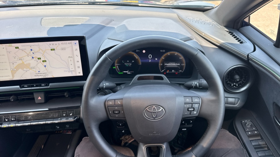 Toyota C-HR 1.8 Hybrid Design 5dr CVT Hybrid Hatchback - Image 7