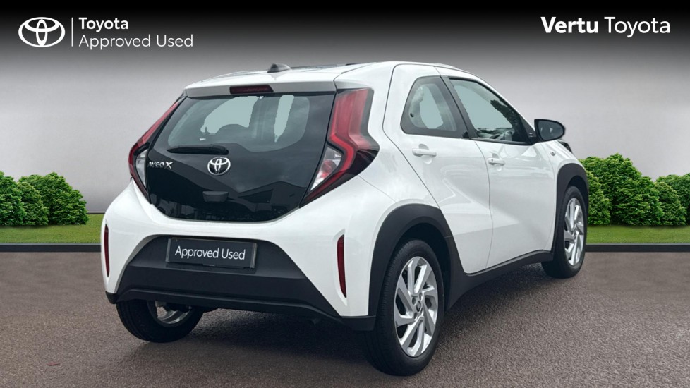 Toyota Aygo X 1.0 VVT-i Pure 5dr Petrol Hatchback - Image 2