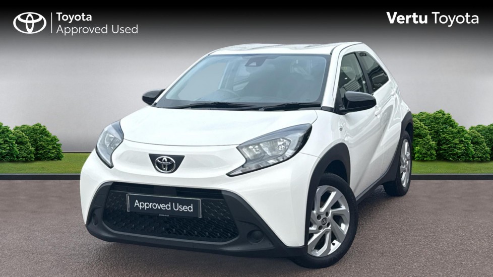 Toyota Aygo X 1.0 VVT-i Pure 5dr Petrol Hatchback - Image 3