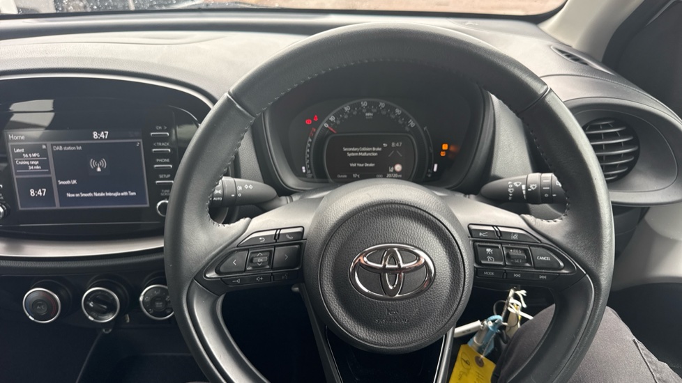 Toyota Aygo X 1.0 VVT-i Pure 5dr Petrol Hatchback - Image 10