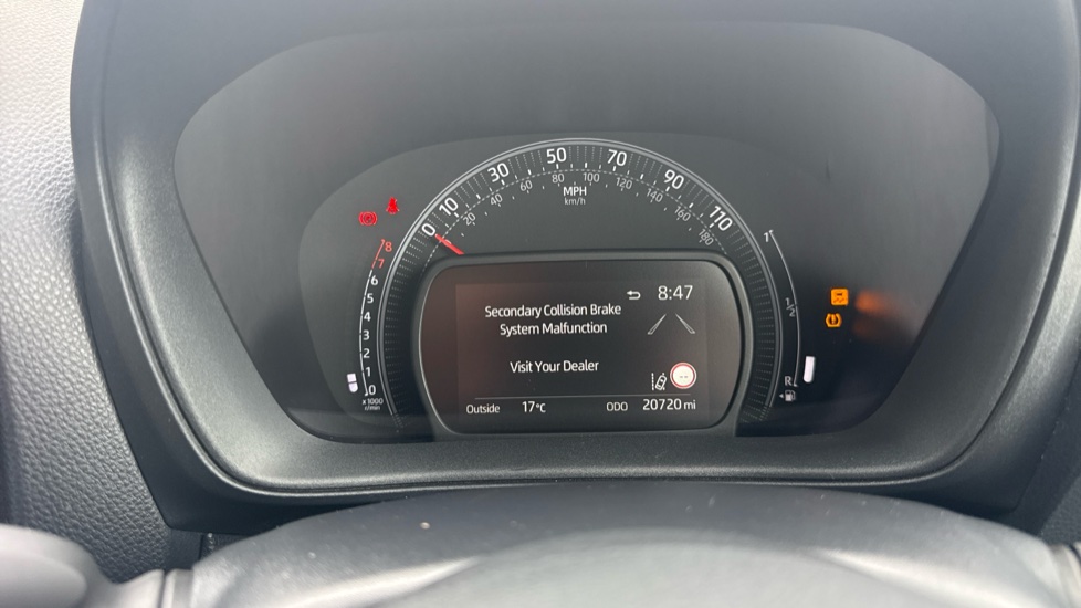 Toyota Aygo X 1.0 VVT-i Pure 5dr Petrol Hatchback - Image 11
