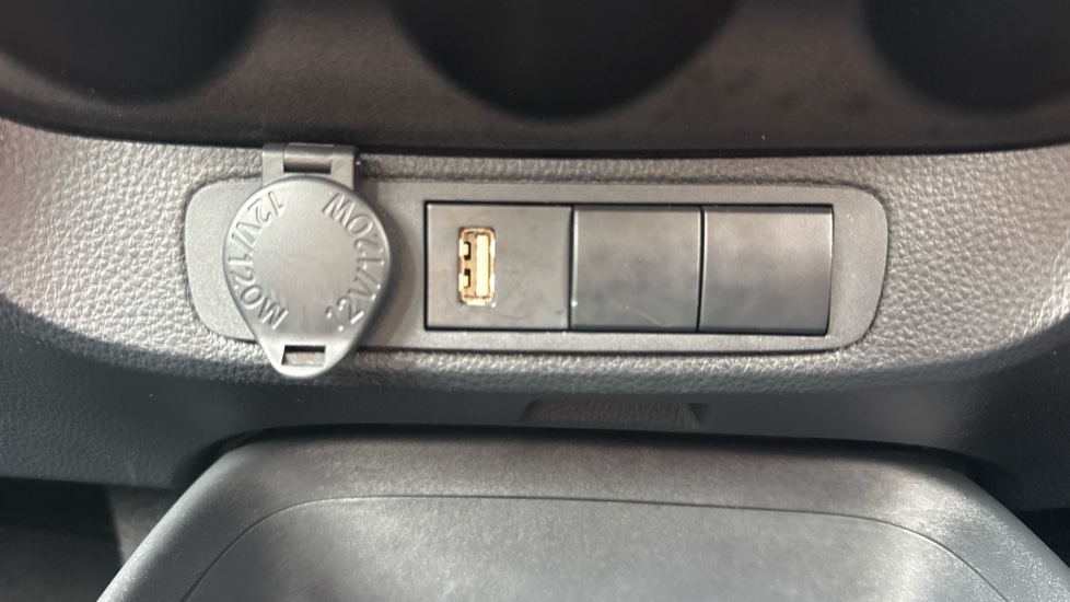 Toyota Aygo X 1.0 VVT-i Pure 5dr Petrol Hatchback - Image 38