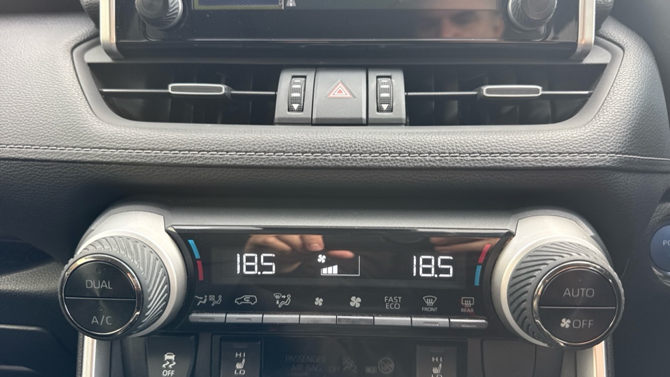 Toyota RAV4 2.5 VVT-i Hybrid Excel 5dr CVT Hybrid Estate - Image 35