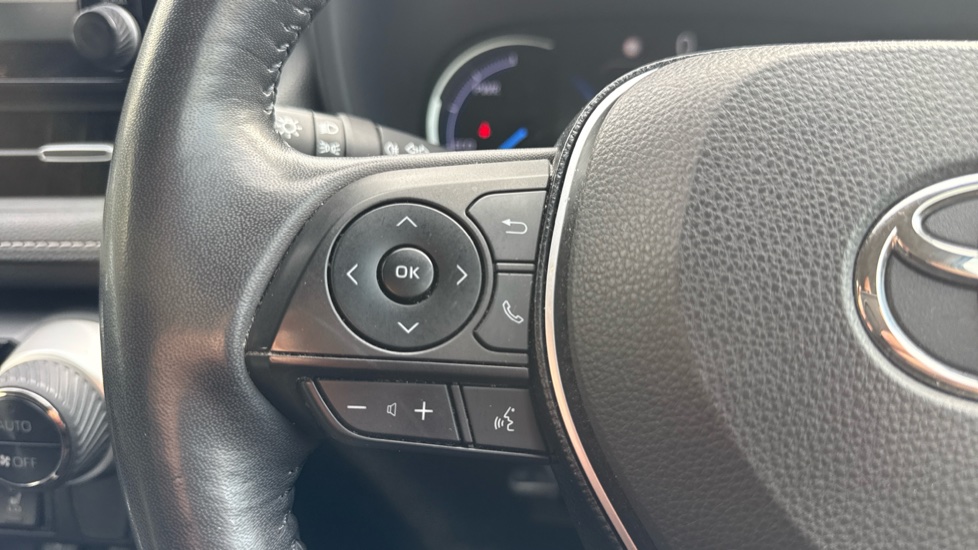 Toyota RAV4 2.5 VVT-i Hybrid Excel 5dr CVT Hybrid Estate - Image 40