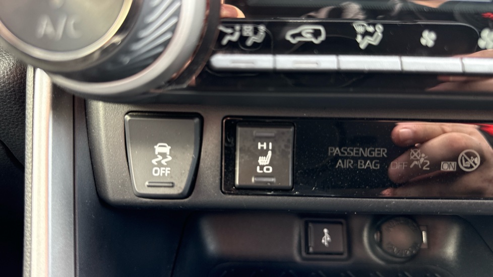 Toyota RAV4 2.5 VVT-i Hybrid Excel 5dr CVT Hybrid Estate - Image 49