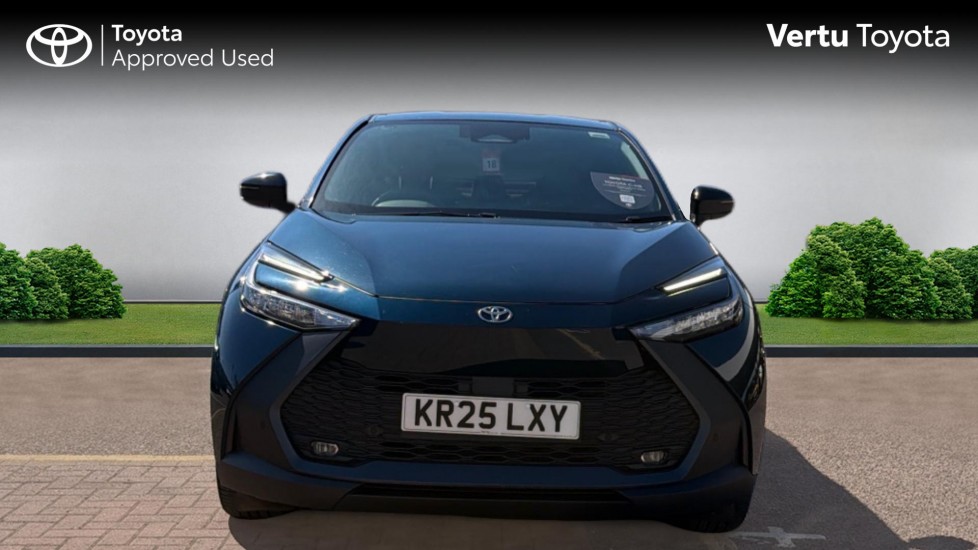 Toyota C-HR 1.8 Hybrid Design 5dr CVT Hybrid Hatchback - Image 22