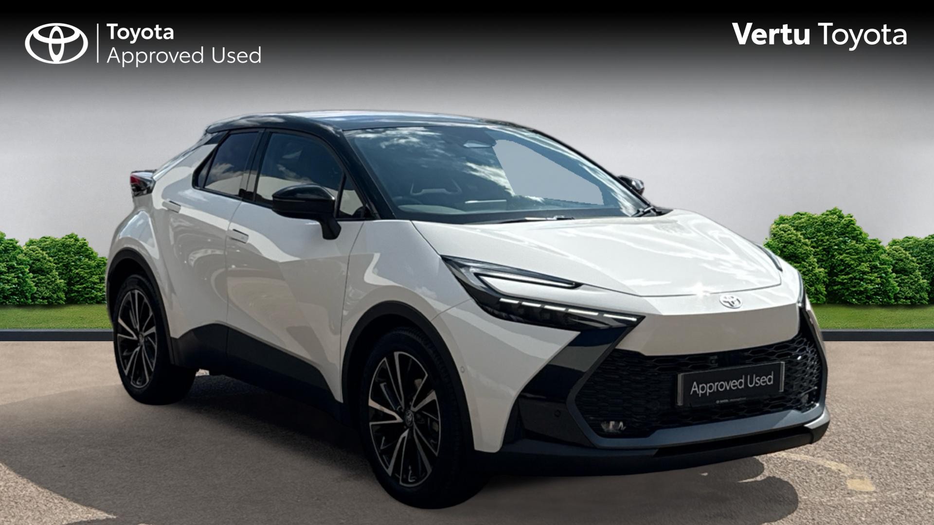 Toyota C-HR listing photo