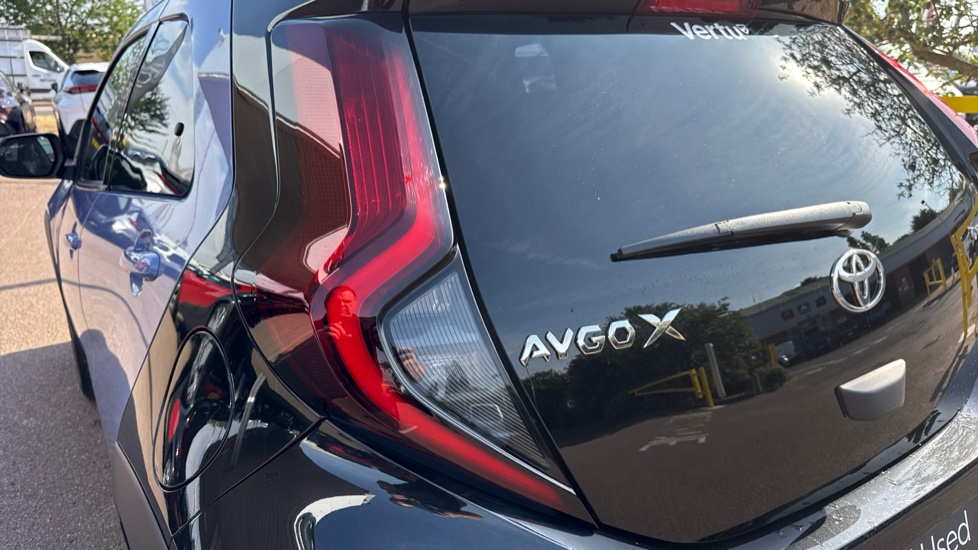 Toyota Aygo X 1.5 Hybrid Design 5dr CVT Hybrid Hatchback - Image 21