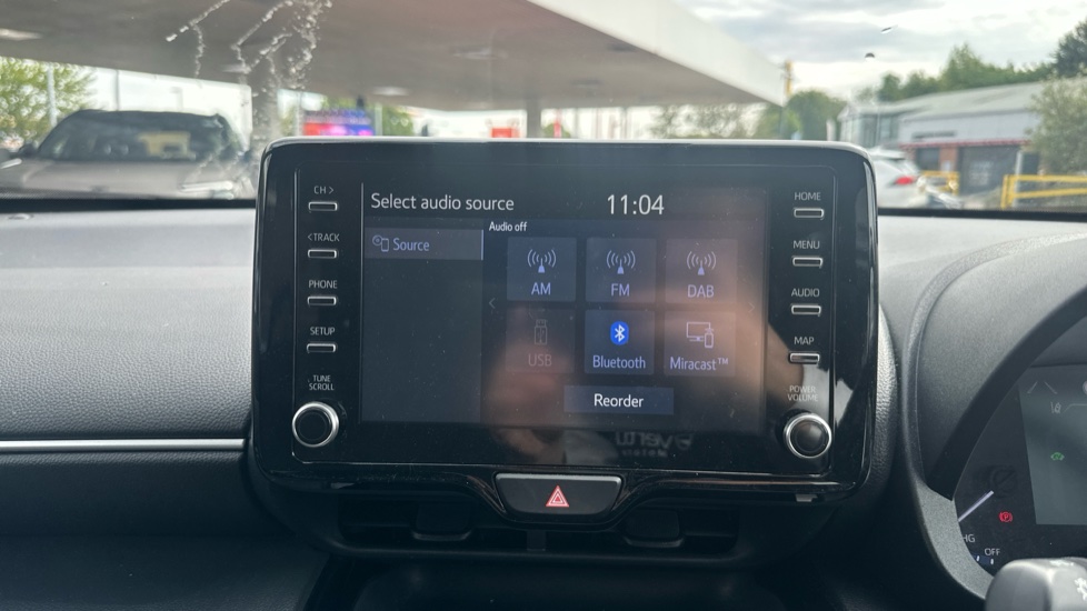 Toyota Yaris Cross 1.5 Hybrid Design 5dr CVT Hybrid Estate - Image 32