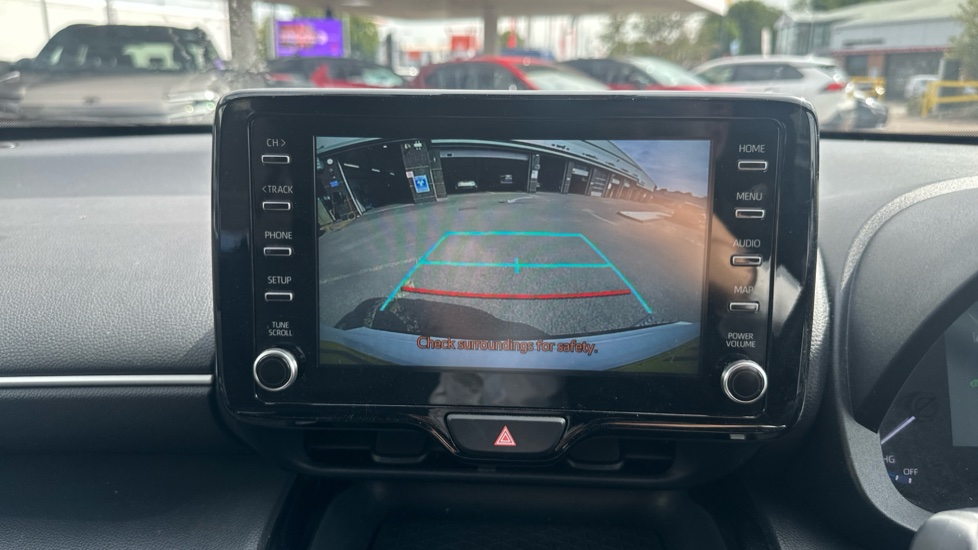 Toyota Yaris Cross 1.5 Hybrid Design 5dr CVT Hybrid Estate - Image 35