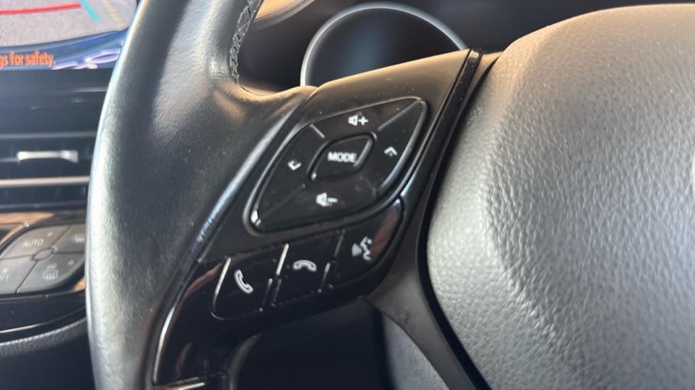 Toyota C-HR 1.8 Hybrid Excel 5dr CVT Hybrid Hatchback - Image 39