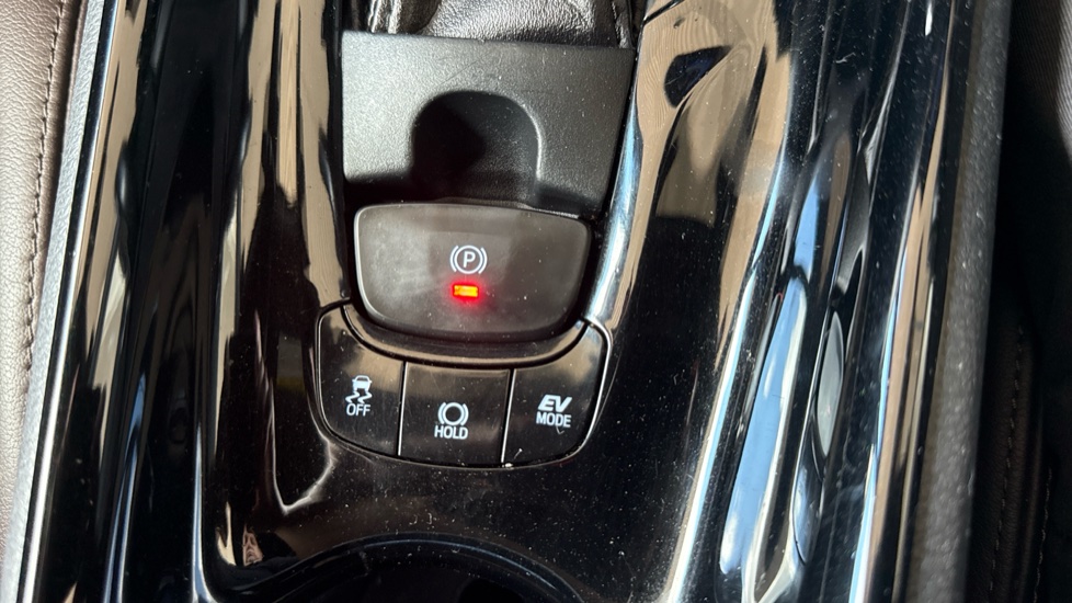 Toyota C-HR 1.8 Hybrid Excel 5dr CVT Hybrid Hatchback - Image 45