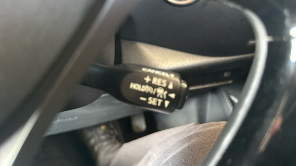 Toyota C-HR 1.8 Hybrid Excel 5dr CVT Hybrid Hatchback - Image 50