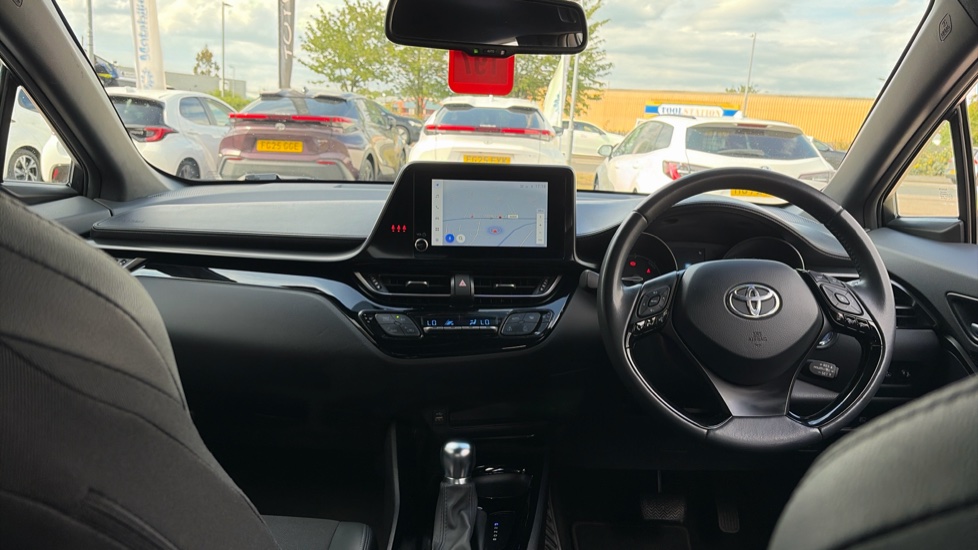Toyota C-HR 1.8 Hybrid Design 5dr CVT Hybrid Hatchback - Image 6