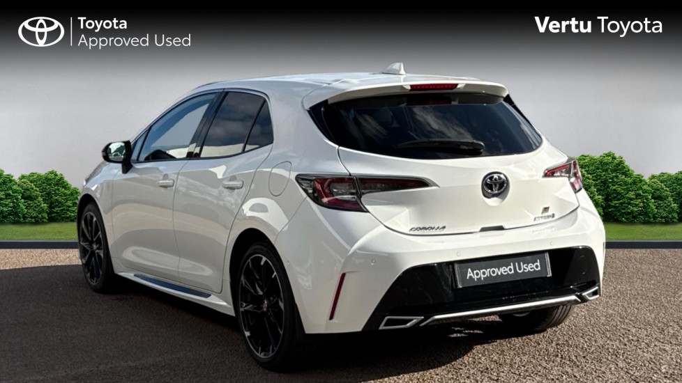 Toyota Corolla 1.8 VVT-i Hybrid GR Sport 5dr CVT Hybrid Hatchback - Image 4