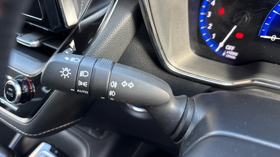 Toyota Corolla 1.8 VVT-i Hybrid GR Sport 5dr CVT Hybrid Hatchback - Image 33