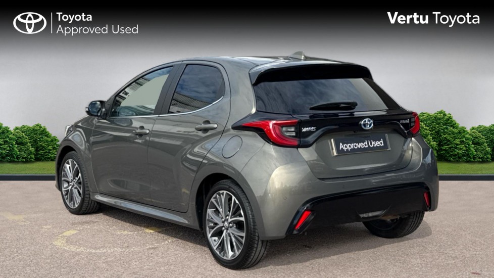 Toyota Yaris 1.5 Hybrid Excel 5dr CVT Hybrid Hatchback - Image 4