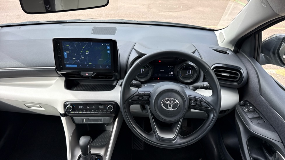 Toyota Yaris 1.5 Hybrid Excel 5dr CVT Hybrid Hatchback - Image 6