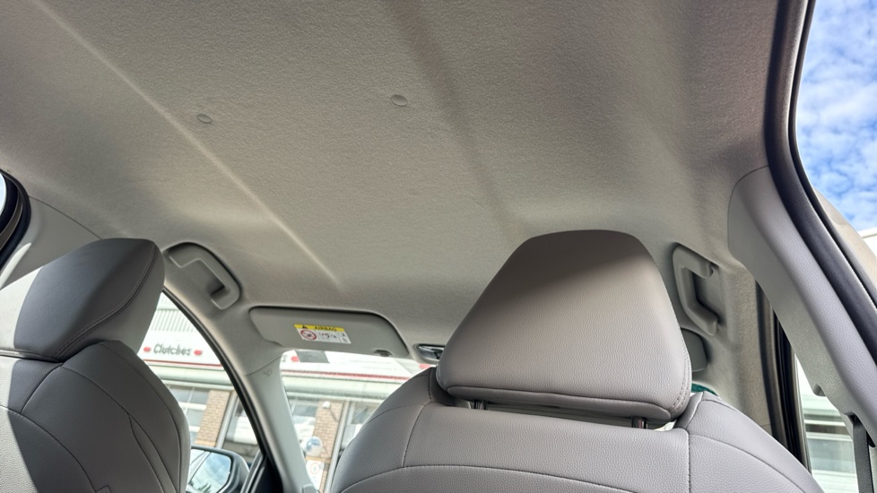 Toyota Yaris 1.5 Hybrid Excel 5dr CVT Hybrid Hatchback - Image 19