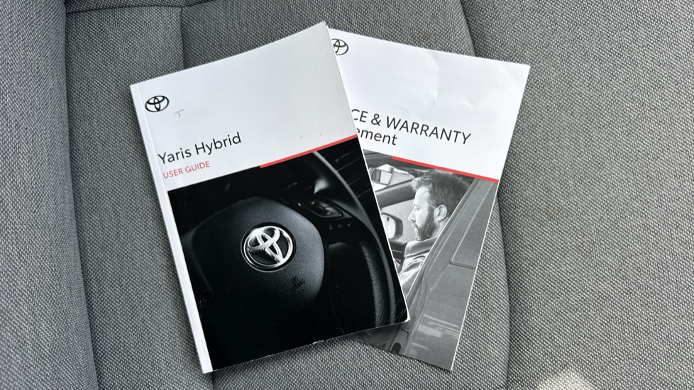 Toyota Yaris 1.5 Hybrid Excel 5dr CVT Hybrid Hatchback - Image 27