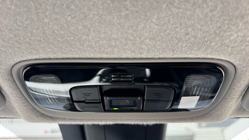 Toyota Yaris 1.5 Hybrid Excel 5dr CVT Hybrid Hatchback - Image 48