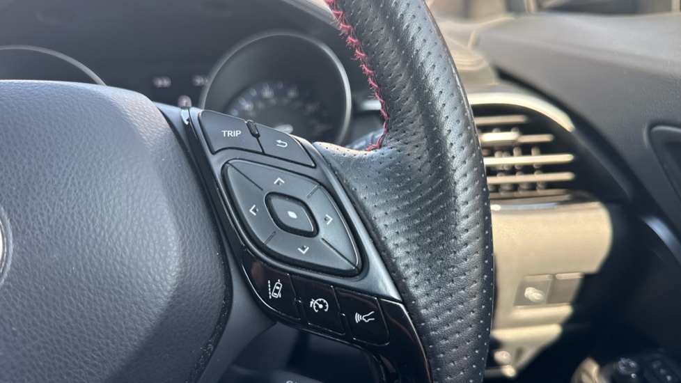 Toyota C-HR 1.8 Hybrid GR Sport 5dr CVT Hybrid Hatchback - Image 31