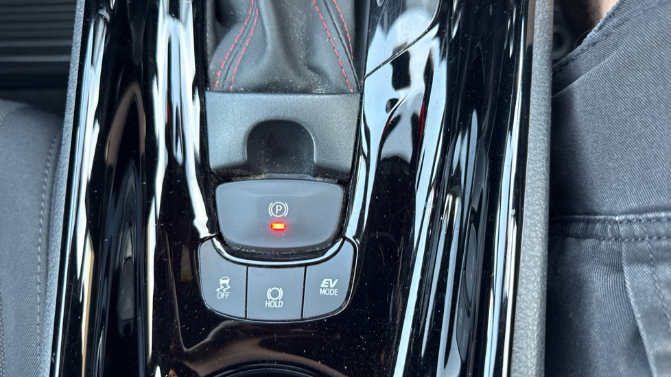 Toyota C-HR 1.8 Hybrid GR Sport 5dr CVT Hybrid Hatchback - Image 46
