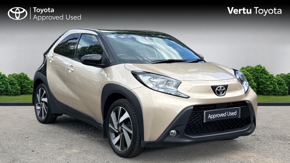 Toyota Aygo X 1.0 VVT-i Edge 5dr Petrol Hatchback - Image 1
