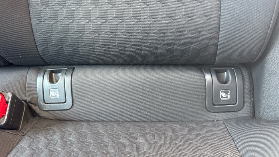 Toyota Yaris 1.5 Hybrid Icon 5dr CVT Hybrid Hatchback - Image 14