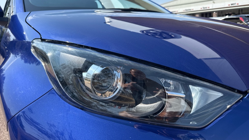 Toyota Yaris 1.5 Hybrid Icon 5dr CVT Hybrid Hatchback - Image 20