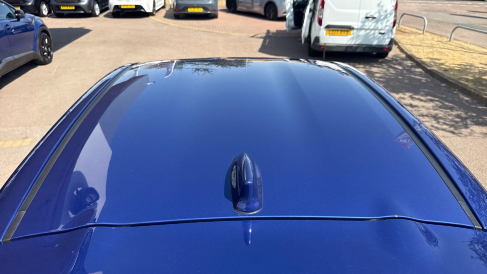 Toyota Yaris 1.5 Hybrid Icon 5dr CVT Hybrid Hatchback - Image 29