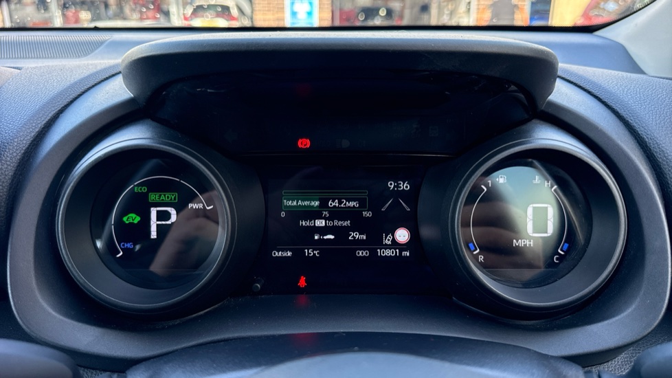 Toyota Yaris 1.5 Hybrid Design 5dr CVT Hybrid Hatchback - Image 11