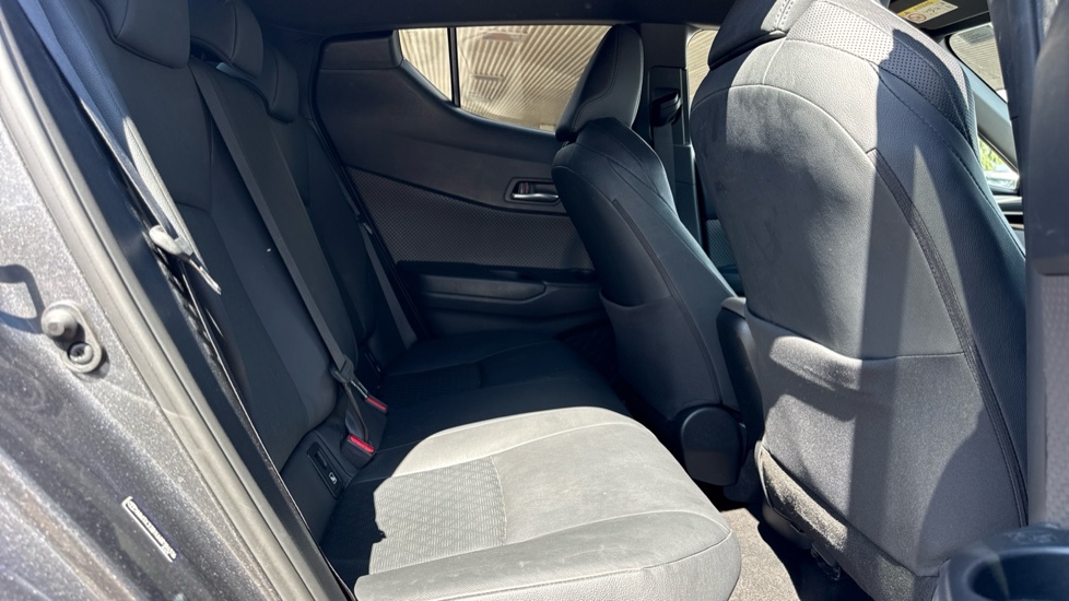 Toyota C-HR 1.8 Hybrid Excel 5dr CVT Hybrid Hatchback - Image 8