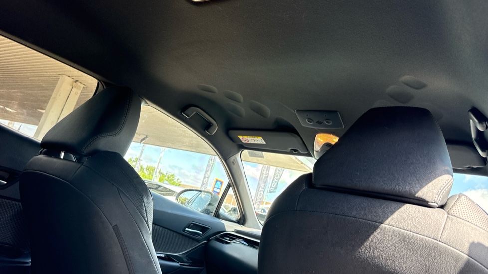 Toyota C-HR 1.8 Hybrid Excel 5dr CVT Hybrid Hatchback - Image 19