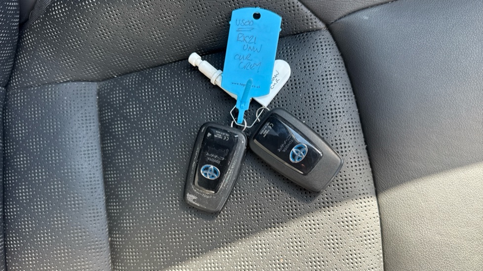 Toyota C-HR 1.8 Hybrid Excel 5dr CVT Hybrid Hatchback - Image 28