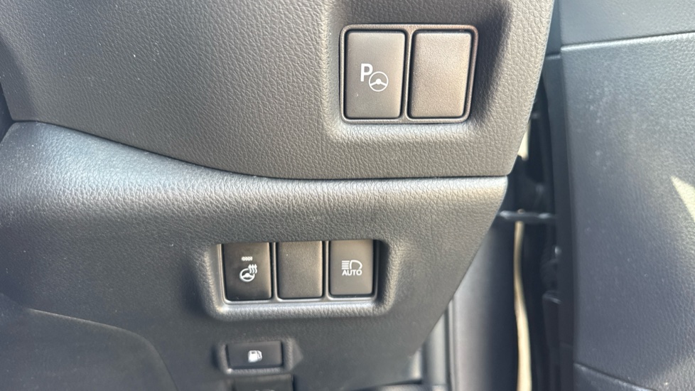 Toyota C-HR 1.8 Hybrid Excel 5dr CVT Hybrid Hatchback - Image 48