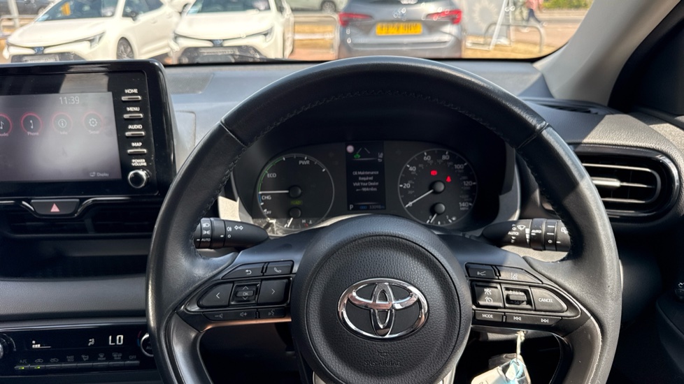 Toyota Yaris 1.5 Hybrid Icon 5dr CVT Hybrid Hatchback - Image 10