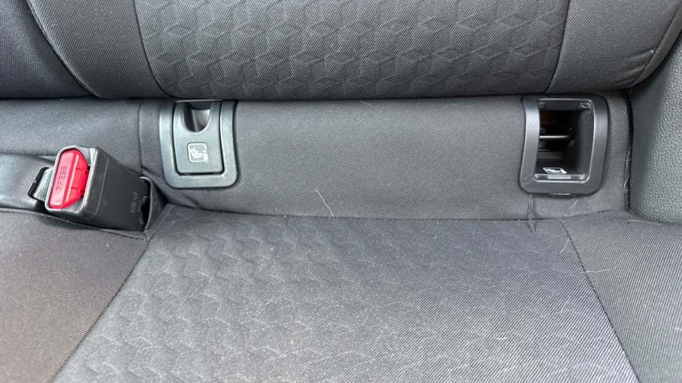 Toyota Yaris 1.5 Hybrid Icon 5dr CVT Hybrid Hatchback - Image 14