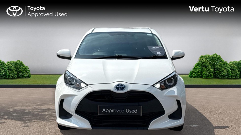 Toyota Yaris 1.5 Hybrid Icon 5dr CVT Hybrid Hatchback - Image 22
