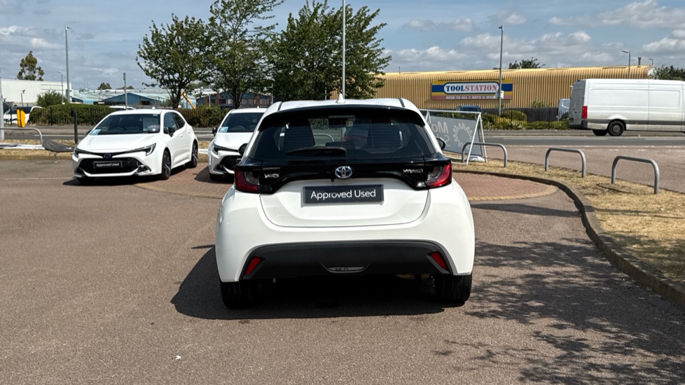 Toyota Yaris 1.5 Hybrid Icon 5dr CVT Hybrid Hatchback - Image 26