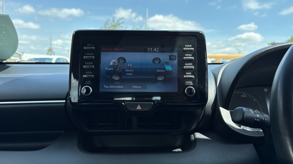 Toyota Yaris 1.5 Hybrid Icon 5dr CVT Hybrid Hatchback - Image 41