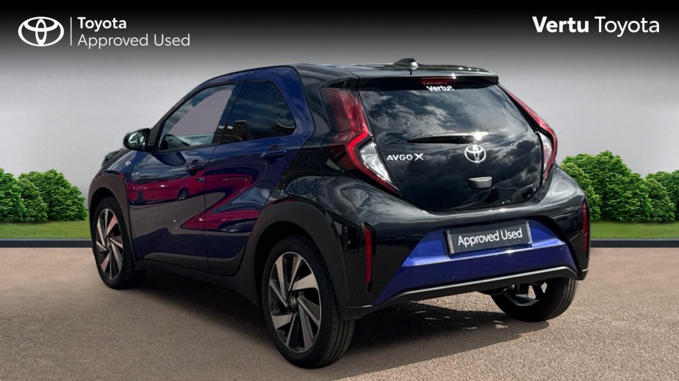 Toyota Aygo X 1.0 VVT-i Edge 5dr Petrol Hatchback - Image 4