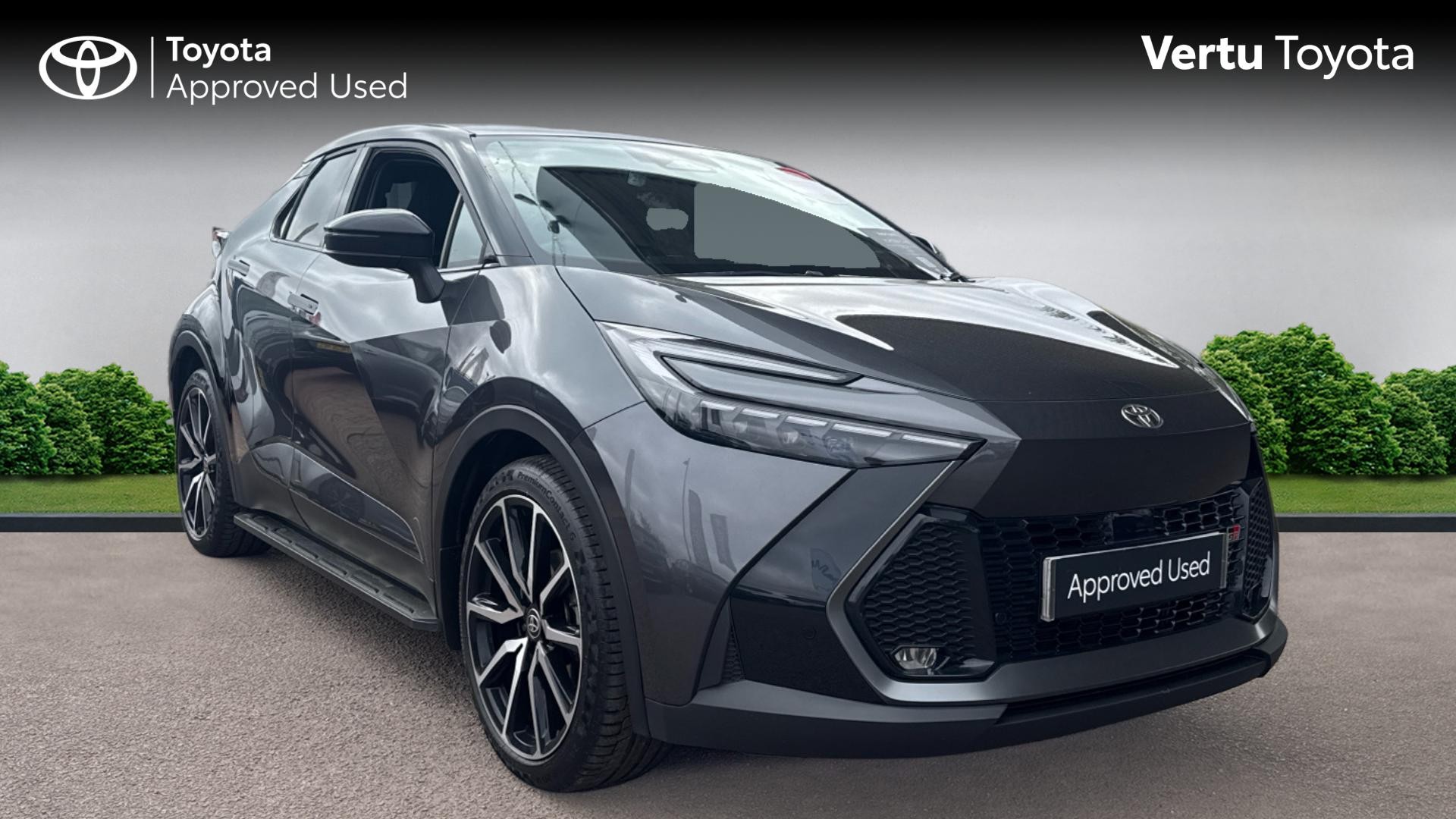 Toyota C-HR listing photo