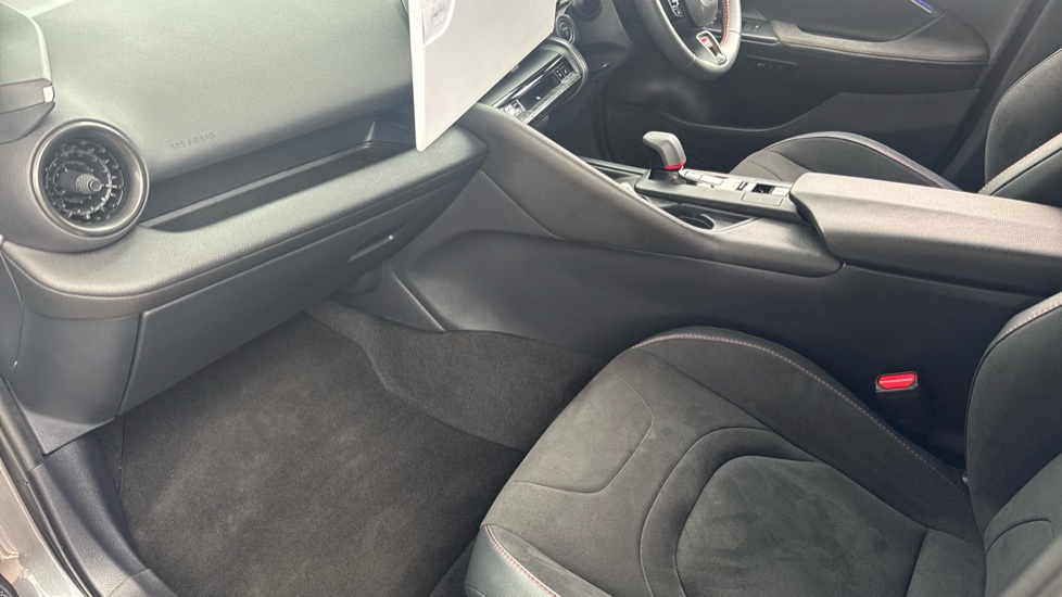 Toyota C-HR 2.0 Hybrid GR Sport 5dr CVT Hybrid Hatchback - Image 5