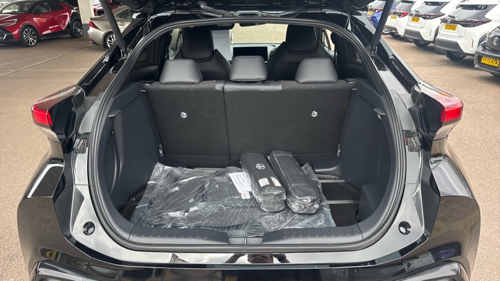 Toyota C-HR 2.0 Hybrid GR Sport 5dr CVT Hybrid Hatchback - Image 13