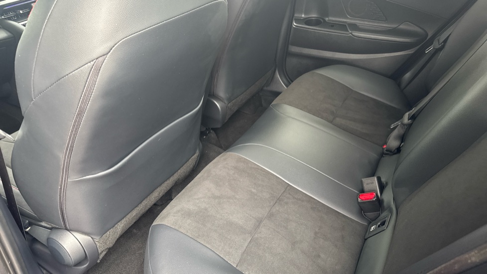 Toyota C-HR 2.0 Hybrid GR Sport 5dr CVT Hybrid Hatchback - Image 15
