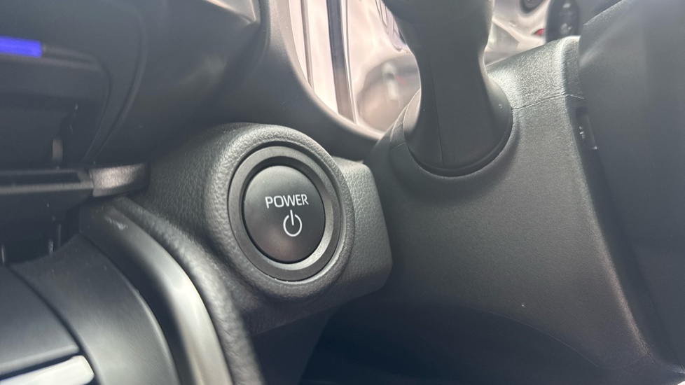 Toyota C-HR 2.0 Hybrid GR Sport 5dr CVT Hybrid Hatchback - Image 16