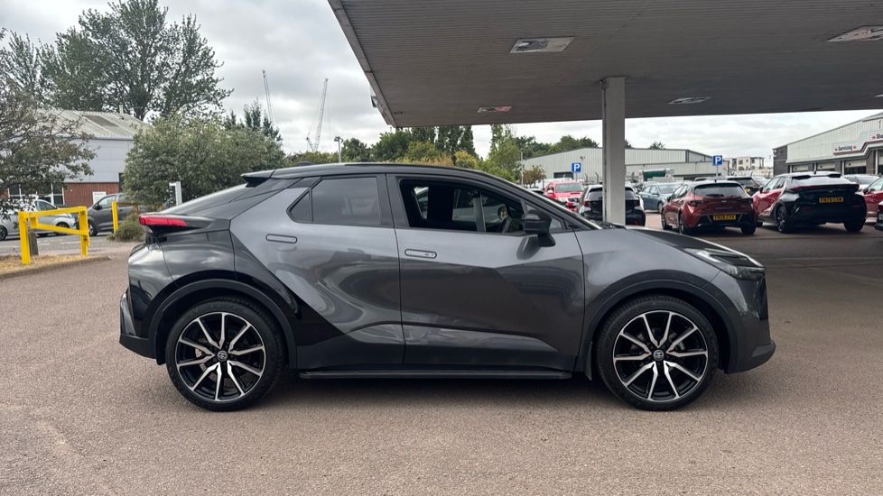 Toyota C-HR 2.0 Hybrid GR Sport 5dr CVT Hybrid Hatchback - Image 23